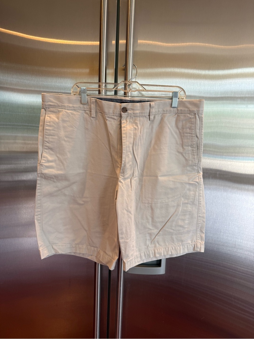 Banana Republic Light Khaki Flat Front Men's Shorts, size 38